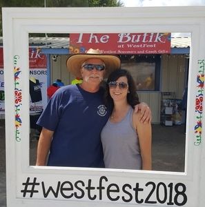 Meet your Posher, Mike n carrie